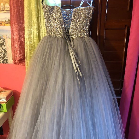 Prom Dress - Picture 2 of 4